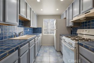 Condominium, 5055 Coldwater Canyon ave, Sherman Oaks, CA 91423 - 10