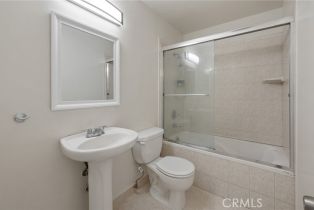 Condominium, 5055 Coldwater Canyon ave, Sherman Oaks, CA 91423 - 24