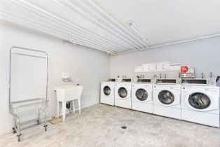 Condominium, 5055 Coldwater Canyon ave, Sherman Oaks, CA 91423 - 36