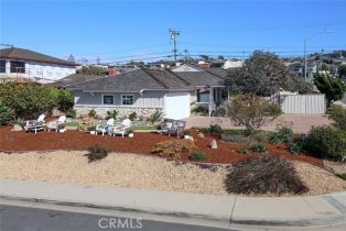 Single Family Residence, 99 Calle Mayor, Redondo Beach, CA 90277 - 39