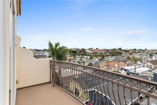 Single Family Residence, 1706 Harper ave, Redondo Beach, CA 90278 - 10