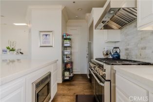 Single Family Residence, 300 19TH st, Manhattan Beach, CA 90266 - 19