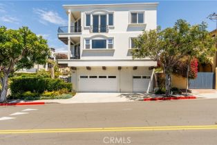 Single Family Residence, 300 19TH st, Manhattan Beach, CA 90266 - 2