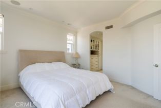 Single Family Residence, 300 19TH st, Manhattan Beach, CA 90266 - 24