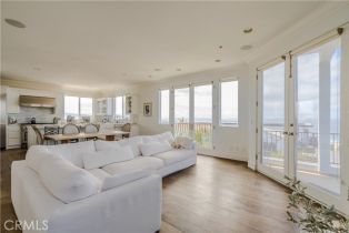 Single Family Residence, 300 19TH st, Manhattan Beach, CA 90266 - 5