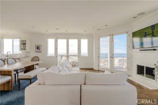 Single Family Residence, 300 19TH st, Manhattan Beach, CA 90266 - 6