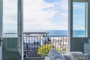 Single Family Residence, 300 19TH st, Manhattan Beach, CA 90266 - 8