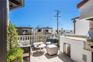 Single Family Residence, 321 9th st, Manhattan Beach, CA 90266 - 7