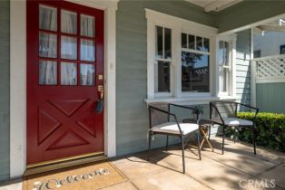 Single Family Residence, 204 Broadway, Redondo Beach, CA 90277 - 2