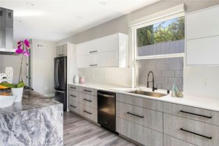 Single Family Residence, 4731 Topanga Canyon blvd, Woodland Hills, CA 91364 - 10