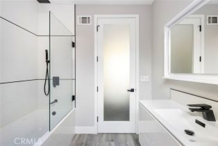 Single Family Residence, 4731 Topanga Canyon blvd, Woodland Hills, CA 91364 - 16