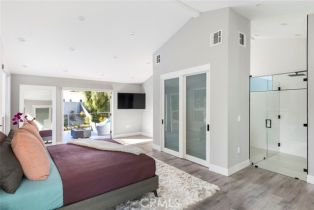 Single Family Residence, 4731 Topanga Canyon blvd, Woodland Hills, CA 91364 - 19