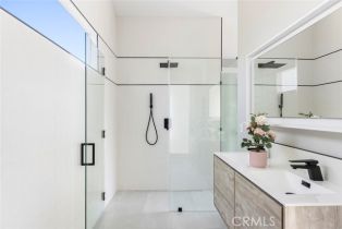 Single Family Residence, 4731 Topanga Canyon blvd, Woodland Hills, CA 91364 - 21