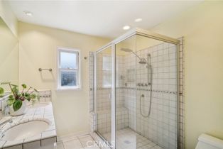 Single Family Residence, 4734 Buffalo ave, Sherman Oaks, CA 91423 - 23