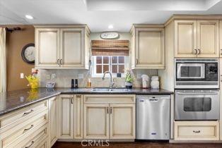 Condominium, 2225 Bataan, Redondo Beach, CA 90278 - 2