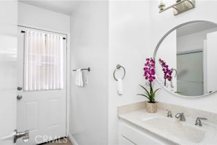 Single Family Residence, 14882 Bridgeport rd, Tustin, CA 92780 - 23