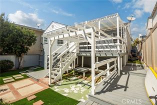 , 526 Avenue A, Redondo Beach, CA 90277 - 5