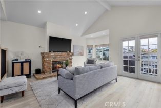 Single Family Residence, 1727 Spreckels ln, Redondo Beach, CA 90278 - 3