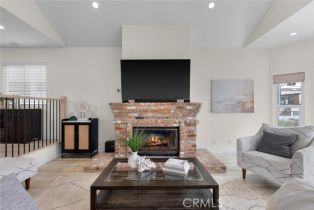 Single Family Residence, 1727 Spreckels ln, Redondo Beach, CA 90278 - 4