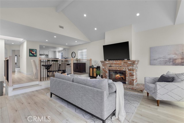 Single Family Residence, 1727 Spreckels ln, Redondo Beach, CA 90278 - 1