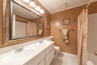 Condominium, 22421 Jeffrey Mark ct, Chatsworth, CA 91311 - 22