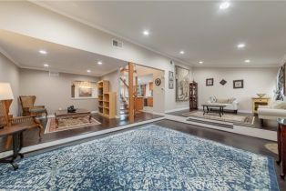 Condominium, 22421 Jeffrey Mark ct, Chatsworth, CA 91311 - 9