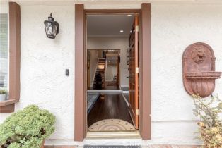 Condominium, 22421 Jeffrey Mark CT, Chatsworth, CA  Chatsworth, CA 91311