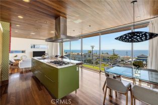 Single Family Residence, 217 9th st, Manhattan Beach, CA 90266 - 2
