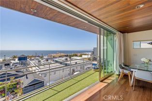 Single Family Residence, 217 9th st, Manhattan Beach, CA 90266 - 9