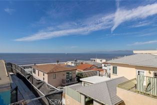 Single Family Residence, 232 32nd pl, Manhattan Beach, CA 90266 - 10