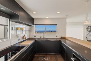 Single Family Residence, 232 32nd pl, Manhattan Beach, CA 90266 - 16