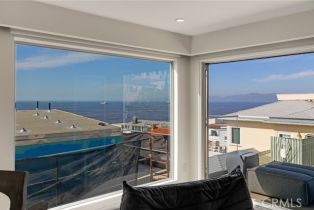 Single Family Residence, 232 32nd pl, Manhattan Beach, CA 90266 - 9