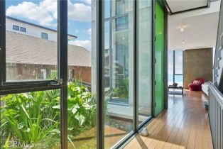 Single Family Residence, 1812 The Strand, Manhattan Beach, CA 90266 - 8