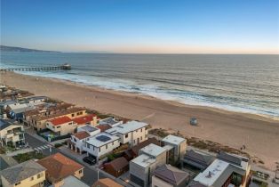 Single Family Residence, 1808 The Strand, Manhattan Beach, CA 90266 - 3
