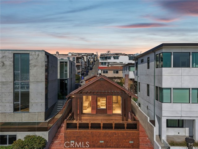 Single Family Residence, 1808 The Strand, Manhattan Beach, CA 90266 - 1