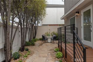 Single Family Residence, 724 San Miguel ave, Venice, CA 90291 - 10