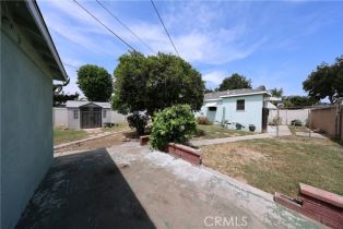 Single Family Residence, 413 N Wayne ave, Fullerton, CA 92833 - 36