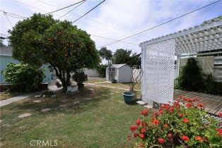 Single Family Residence, 413 N Wayne ave, Fullerton, CA 92833 - 37