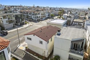 Single Family Residence, 132 1st Place, Manhattan Beach, CA 90266 - 27