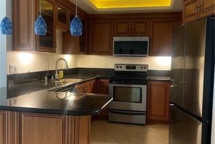 Condominium, 625 Esplanade, Redondo Beach, CA 90277 - 2