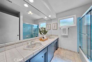 Single Family Residence, 165 Vista Del Parque, Redondo Beach, CA 90277 - 23