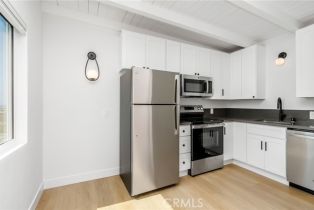 Condominium, 225 El Porto street, Manhattan Beach, CA 90266 - 3