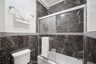 Condominium, 11989 Laurelwood dr, Studio City, CA 91604 - 24