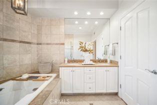 Condominium, 11989 Laurelwood dr, Studio City, CA 91604 - 36