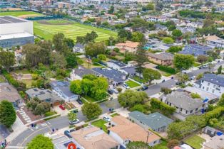 Single Family Residence, 1357 Voorhees ave, Manhattan Beach, CA 90266 - 5