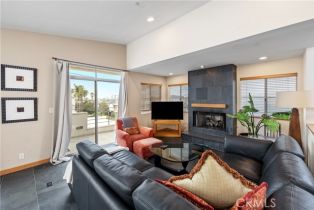 Townhouse, 452 Marine pl, Manhattan Beach, CA 90266 - 2