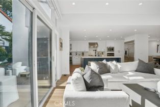 Single Family Residence, 2501 Poinsettia ave, Manhattan Beach, CA 90266 - 21