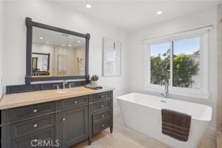 Single Family Residence, 2501 Poinsettia ave, Manhattan Beach, CA 90266 - 33