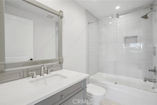 Single Family Residence, 2501 Poinsettia ave, Manhattan Beach, CA 90266 - 40