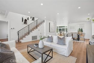 Single Family Residence, 2501 Poinsettia ave, Manhattan Beach, CA 90266 - 7